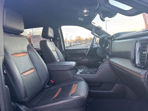 Used 2024 GMC Sierra 2500 AT4 image 20