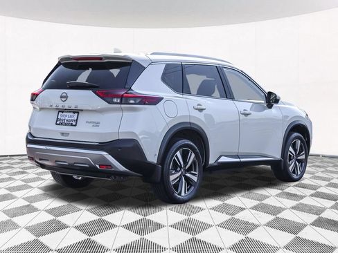 Used 2023 Nissan Rogue Platinum w/ Platinum Premium Package AWD/4WD image 14