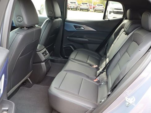 New 2026 Chevrolet Equinox EV LT image 37