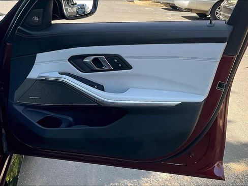 Used 2024 BMW M3 Competition w/ Executive Package image 27