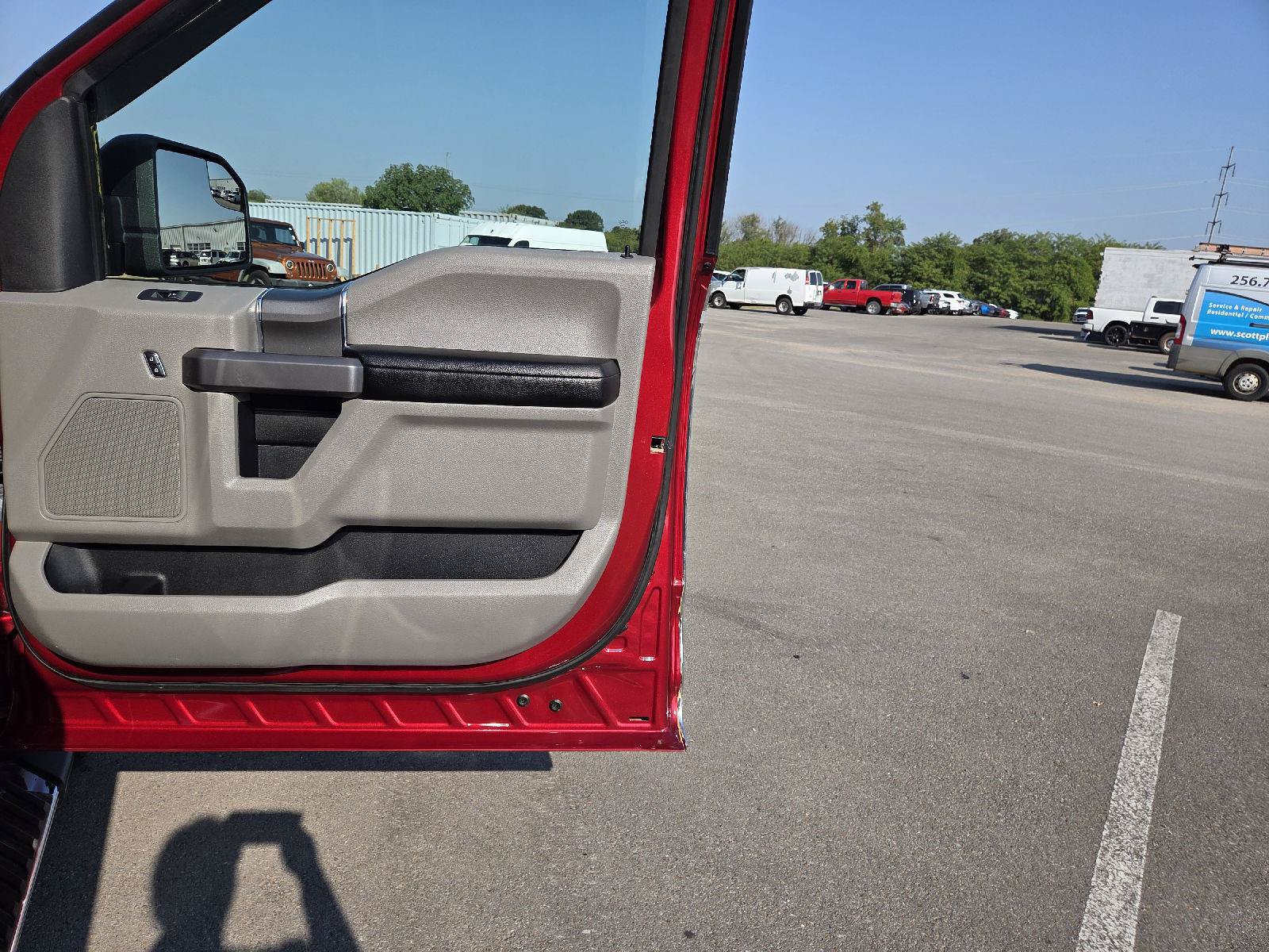 Used 2019 Ford F150 XLT w/ Equipment Group 302A Luxury AWD/4WD image 40