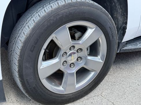 Used 2018 Chevrolet Tahoe LT w/ Max Trailering Package RWD image 9