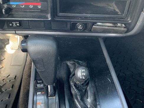 Used 1991 Toyota Land Cruiser image 14