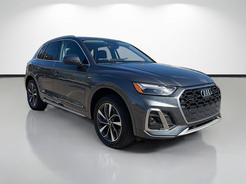 Used 2022 Audi Q5 2.0T Premium Plus w/ Premium Plus Package image 1