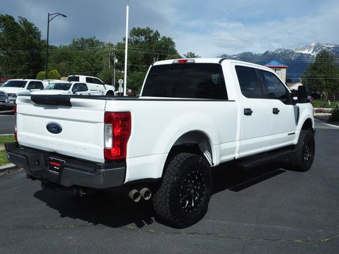 Used 2018 Ford F250 XLT AWD/4WD image 7