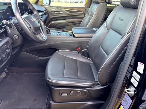 Used 2023 Cadillac Escalade Sport image 12