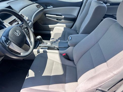 Used 2012 Honda Accord LX image 5