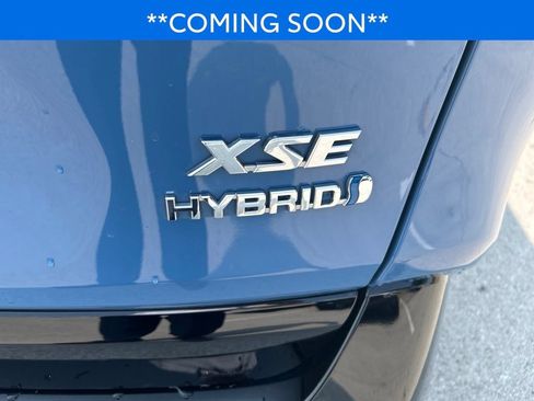 Used 2022 Toyota RAV4 XSE AWD/4WD image 15