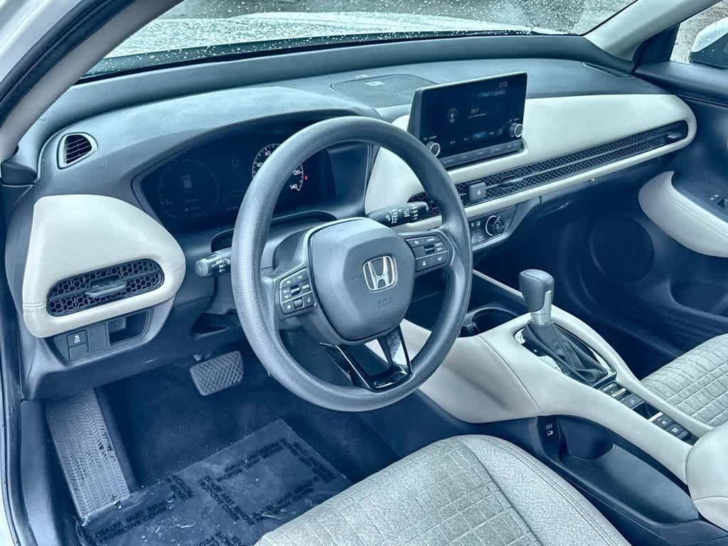 Used 2024 Honda HR-V LX image 13