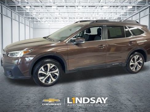 Used 2022 Subaru Outback Limited image 6