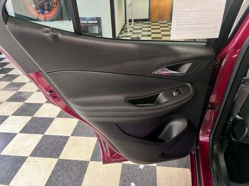 Used 2023 Buick Encore GX Select w/ Sport Touring Package image 35