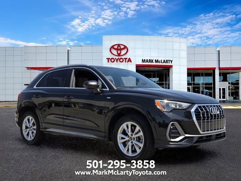 Used 2021 Audi Q3 2.0T Premium w/ Convenience Package AWD/4WD image 5