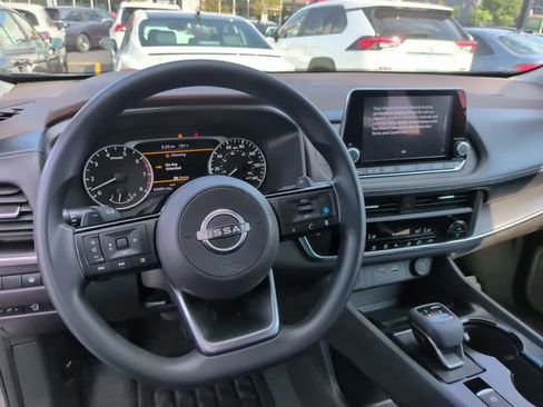 Used 2023 Nissan Rogue SV AWD/4WD image 22