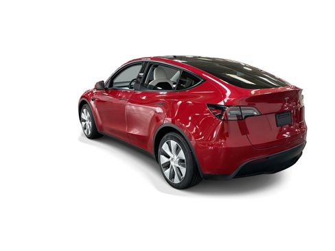 Certified 2023 Tesla Model Y Long Range AWD/4WD image 4