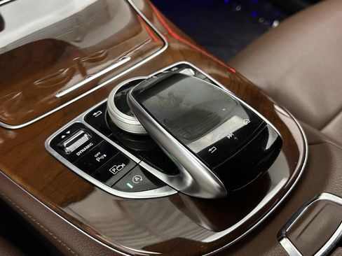 Used 2019 Mercedes-Benz E 300 w/ Premium 1 Package image 17
