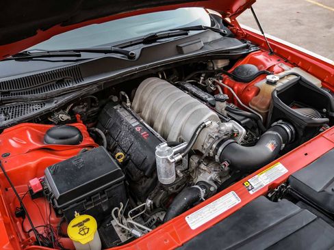 Used 2009 Dodge Challenger SRT8 w/ SRT Option Group II image 44