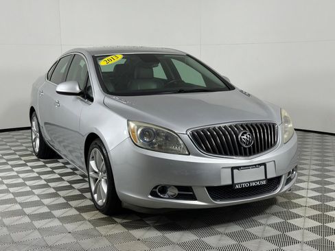 Used 2013 Buick Verano FWD image 3