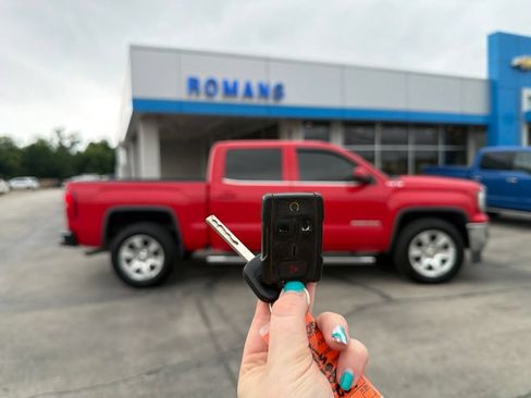 Used 2016 GMC Sierra 1500 SLE w/ SLE Value Package AWD/4WD image 22