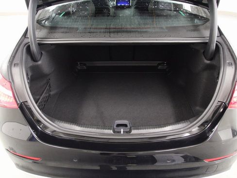 Certified 2025 Mercedes-Benz C 300 4MATIC Sedan image 25