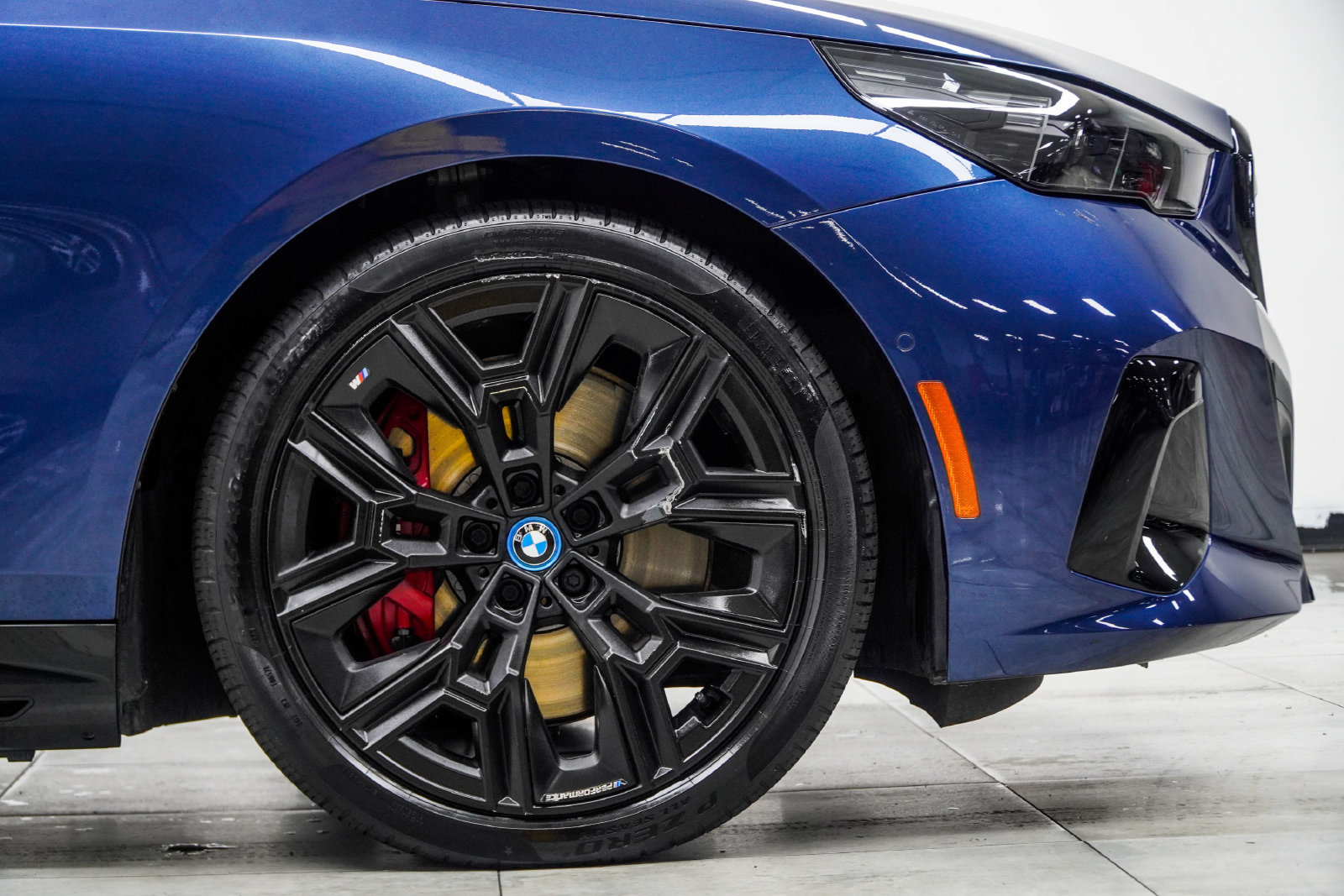 Used 2024 BMW i5 M60 w/ Premium Package AWD/4WD image 10