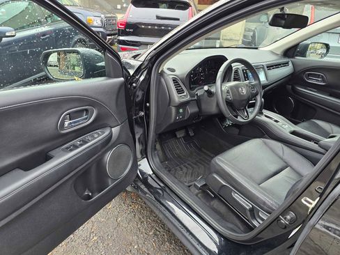 Used 2017 Honda HR-V EX-L image 18