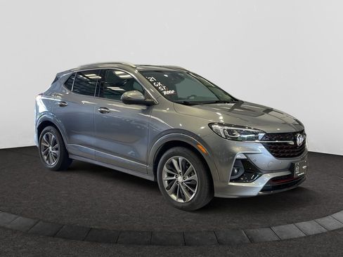 Used 2021 Buick Encore GX Essence w/ Advanced Technology Package FWD image 6