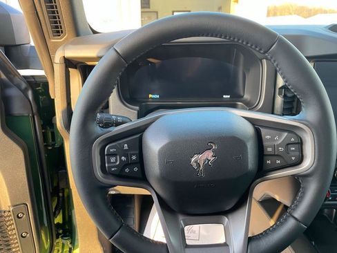 New 2025 Ford Bronco Badlands AWD/4WD image 14