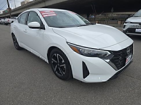 Used 2024 Nissan Sentra SV FWD image 8