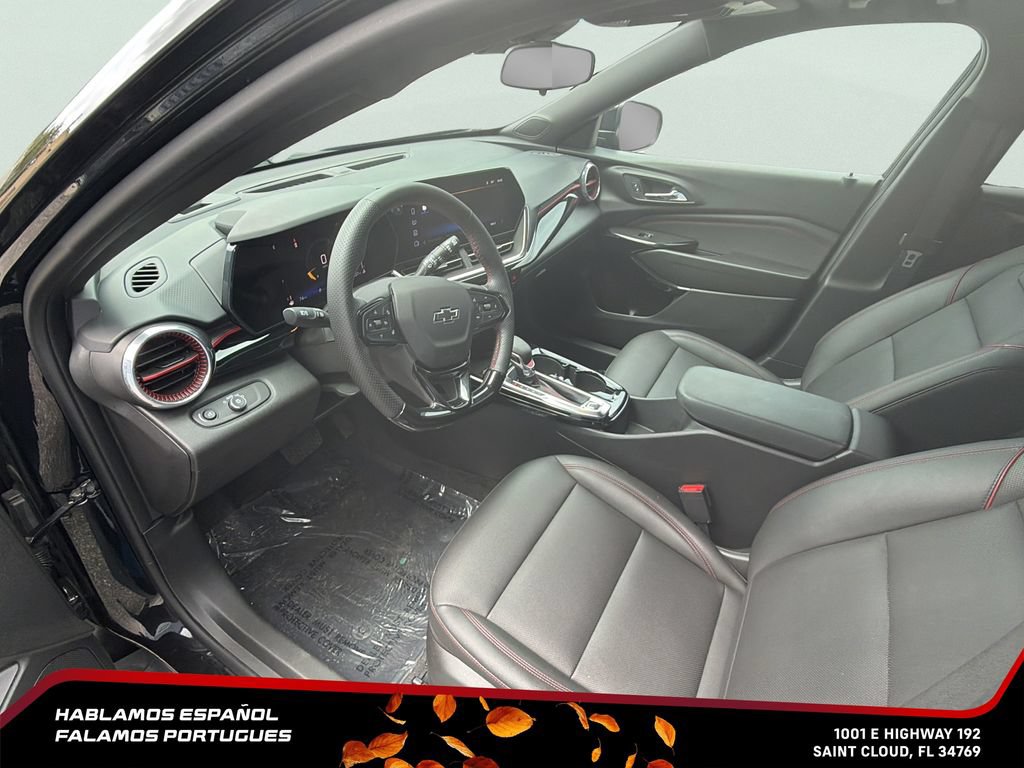 Certified 2025 Chevrolet Trax RS w/ Sunroof Package FWD image 15