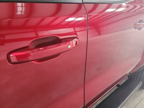 Used 2024 GMC Canyon AT4 w/ Technology Package AWD/4WD image 13