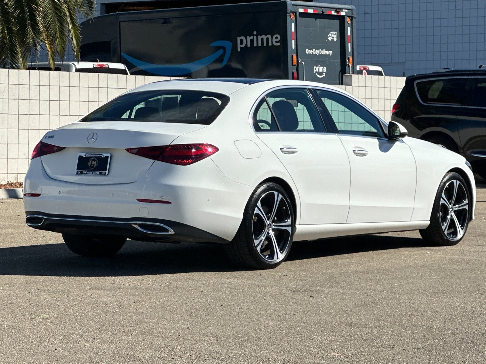 Used 2025 Mercedes-Benz C 300 Sedan image 5