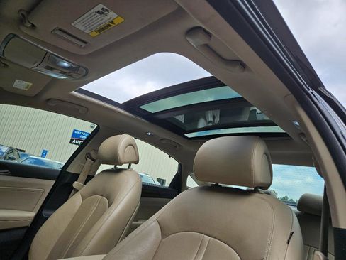 Used 2016 Hyundai Sonata Limited w/ Option Group 02 image 24