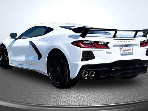 Used 2025 Chevrolet Corvette Stingray Premium Cpe w/ 3LT RWD image 4