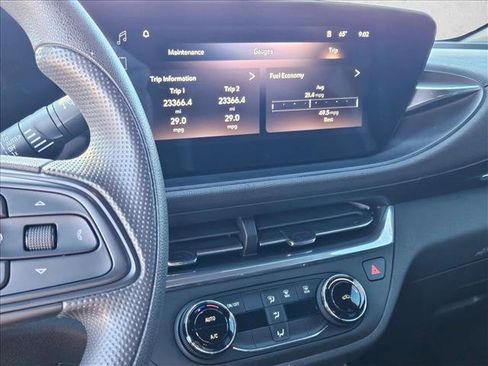 Used 2024 Buick Envista Preferred w/ Convenience II Package FWD image 14