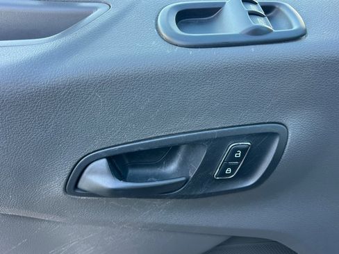 Used 2022 Ford Transit 350 XLT image 11