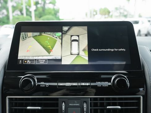 Used 2023 INFINITI QX80 Luxe w/ Cargo Package RWD image 15
