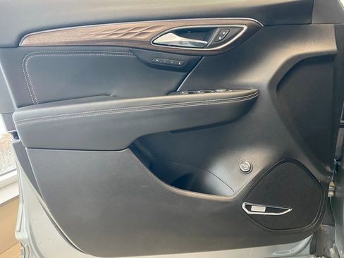Used 2023 Buick Envision Avenir image 8