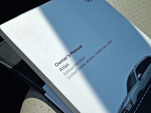 Certified 2022 Volkswagen Atlas SE w/ Panoramic Sunroof Package image 26