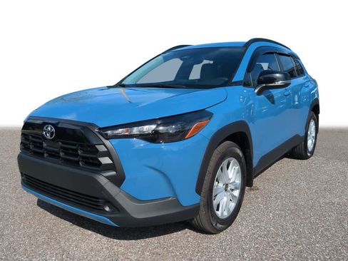 Certified 2026 Toyota Corolla Cross LE FWD image 1