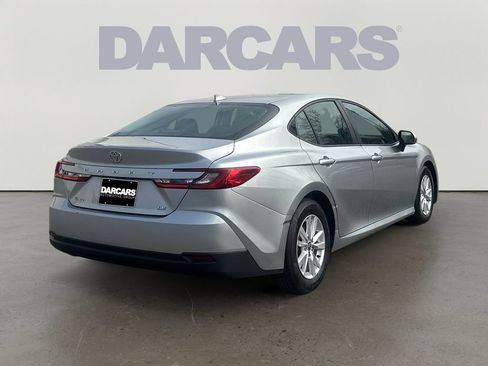 Used 2025 Toyota Camry LE FWD image 7