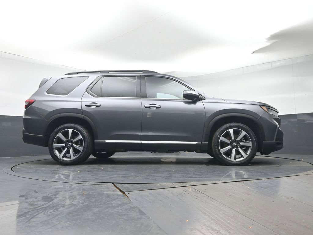 Used 2024 Honda Pilot Elite image 36