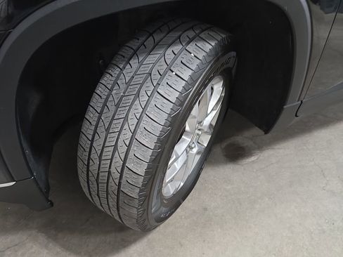 Certified 2019 Chevrolet Traverse LT AWD/4WD image 35