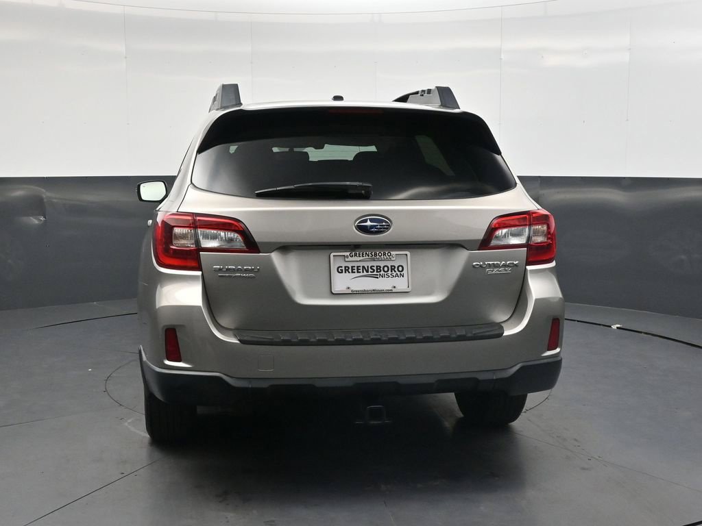 Used 2015 Subaru Outback 2.5i Premium AWD/4WD image 5