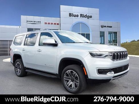 New 2022 Jeep Wagoneer Series III image 1