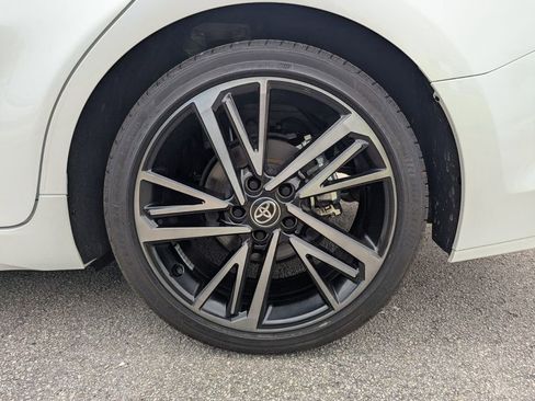 Used 2025 Toyota Camry LE image 15