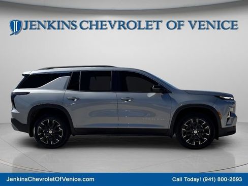 New 2026 Chevrolet Traverse LT w/ Sun and Wheel Package image 3