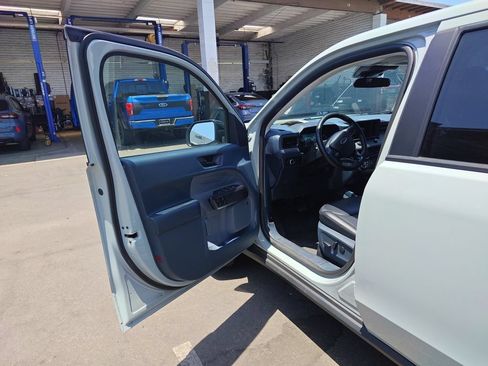 Used 2024 Ford Maverick Lariat w/ Black Appearance Package AWD/4WD image 5