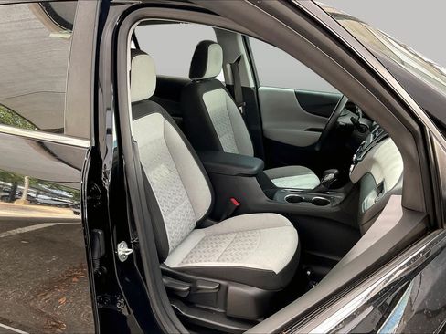 Used 2022 Chevrolet Equinox LT FWD image 9