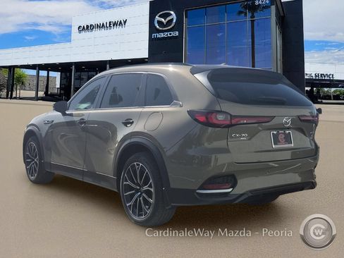 Certified 2025 MAZDA CX-70 Plug-In Hybrid w/ Premium Plus AWD/4WD image 4