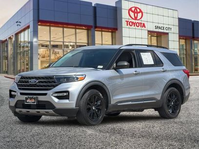 Used 2022 Ford Explorer XLT w/ Equipment Group 202A